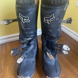 Adult Tracker Boots