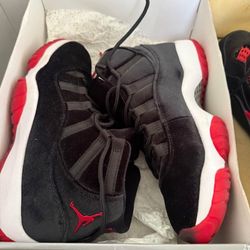 Wmns Air Jordan  11 Retro ‘bred’ 