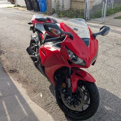 2012 CBR1000rr