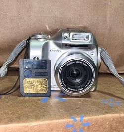 Fujifilm Finepix 2800 CCD Digicam