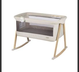 Safety 1st Rest and Romp Bassinet