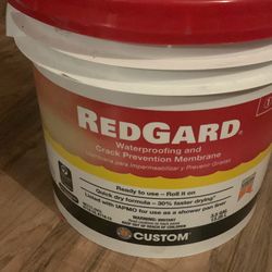 RedGard 3-1/2 Gal waterproofing and crack prevention membrane