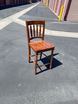 Wood Bar-Height Chair / Counter Stool