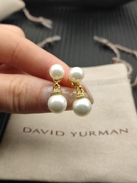 David Yaman pearl earrings