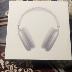 Airpod Maxes