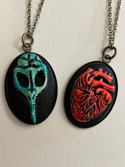 Skull & Anatomic Heart Charm Pendant 2 x Necklace Lot - Goth Jewelry