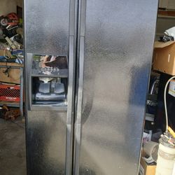 Refrigerator Ice Maker 