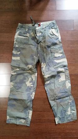 Old Navy camo pants