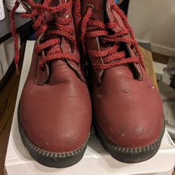Maroon Boots Size 8