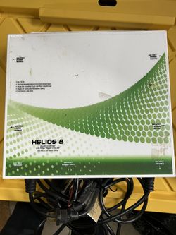 Helios 8 8 Light 240 Volt Controller w/ Dual Trigger Cords