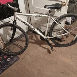 26" Trek Mountain Bike 