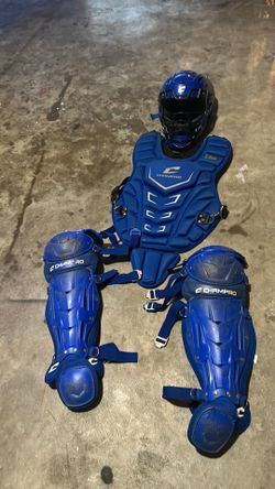 8U Catchers gear