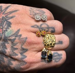 Beautiful 😍 !! High Quality Earring Studs for Cheap !