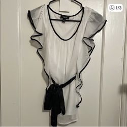 IZ Byer,  Elegant Black And White Fluttered Sleeve Ruffled Blouse… Size S