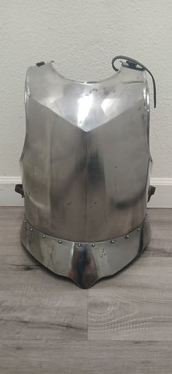 NauticalMart Medieval Steel Breastplate With Pauldrons
