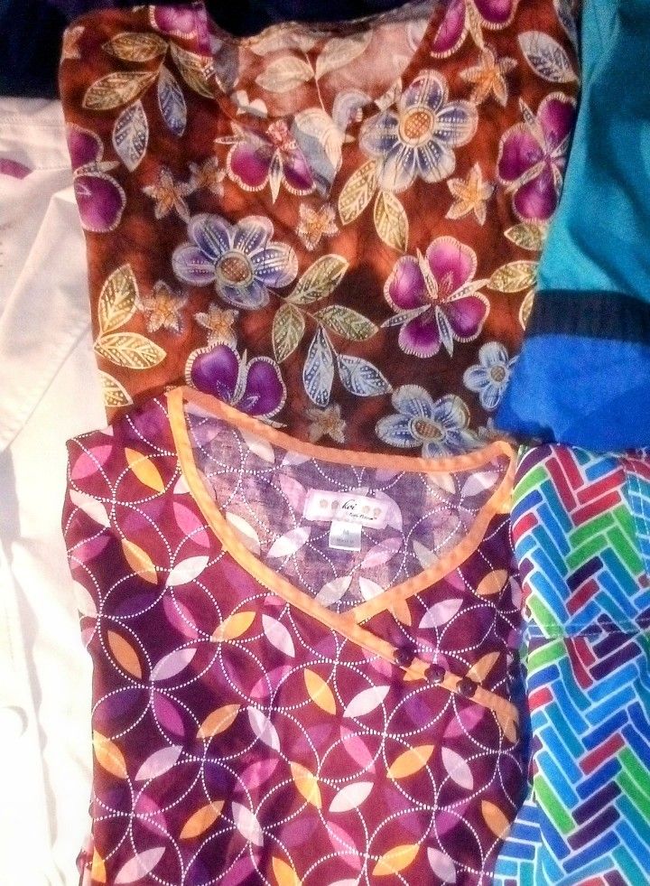 Lots Of Great Brand Name Scrubs