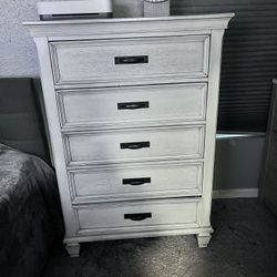 White Dresser