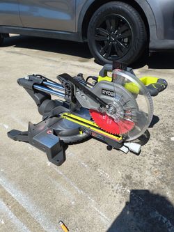 Ryobi 10in co.pact miter saw