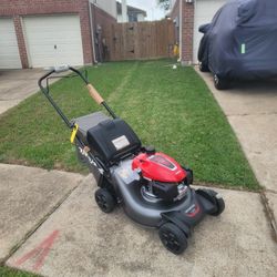 New Honda HRN216VKAA/B Self-Propelled working very well /nueva funciona muy bien al 💯 