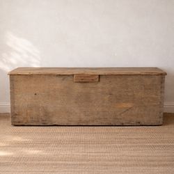 Antique Primitive Wooden Storage Chest/Trunk – Dovetail Joinery – Rustic Farmhouse Wabi Sabi