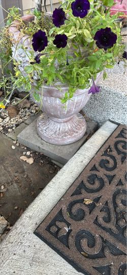 2 planters