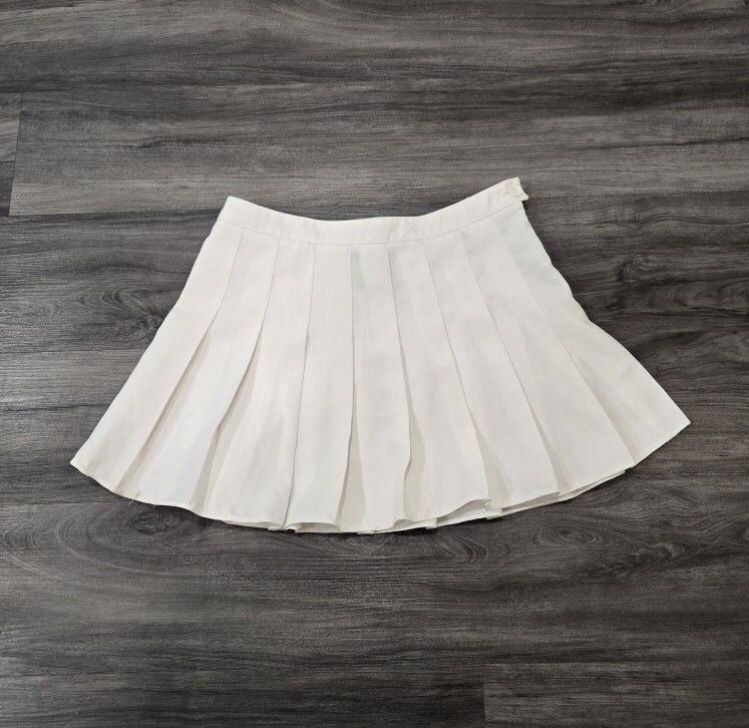 White Pleated Mini Skirt