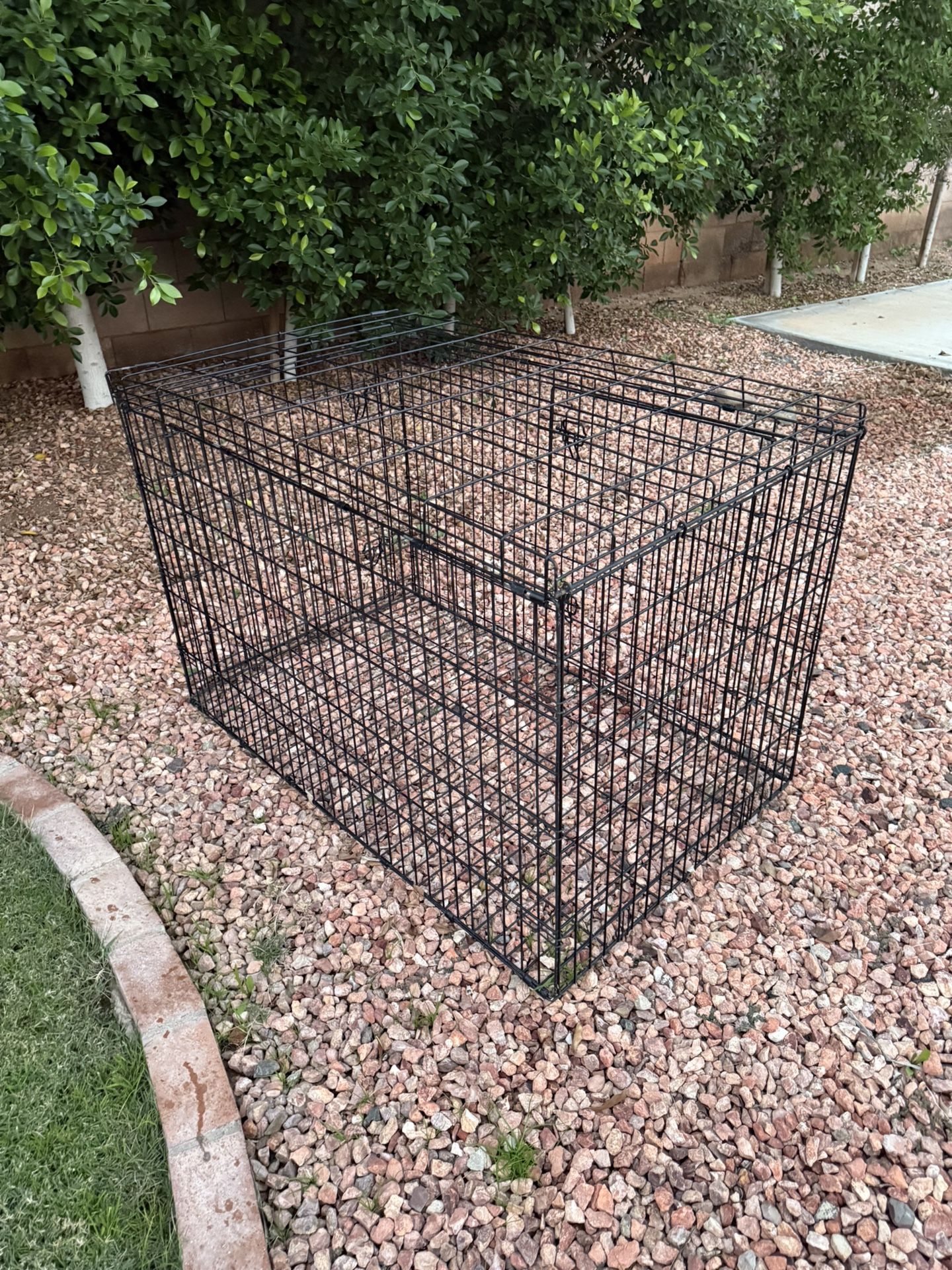 XXL dog crate