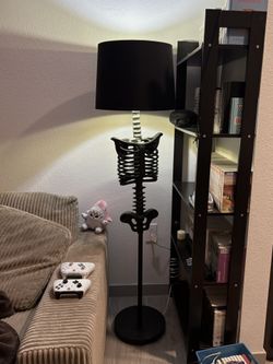 Skeleton Lamp