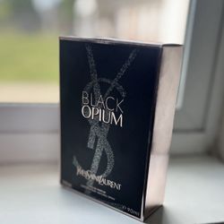 Yves Saint Laurent Black Opium 