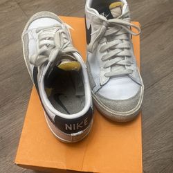 Nike Blazer Low 