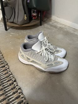 Jordan 11s