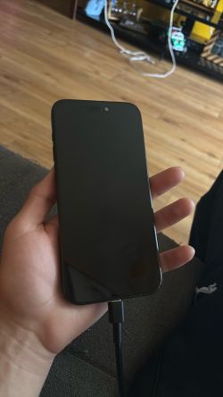 iPhone 14