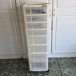 Mini chest 8  drawers