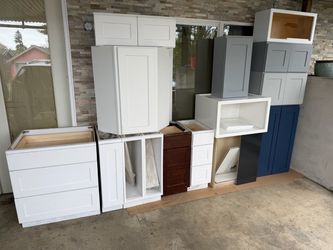 Base and wall cabinets