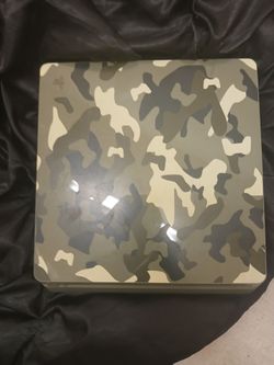 Used Sony PlayStation 4 limited edition call of duty: WWII 1TB for only $200