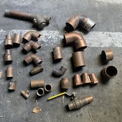 25 Piezas De Cobre De Diferentes Medidas Y Pedaceria De Tubo Con Conexiones $60