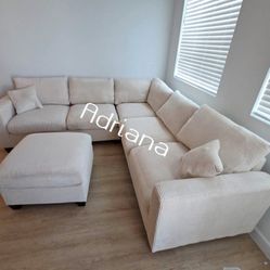 Gorgeous ‼️ Sectional Sofa With Ottoman Ivory Corduroy 