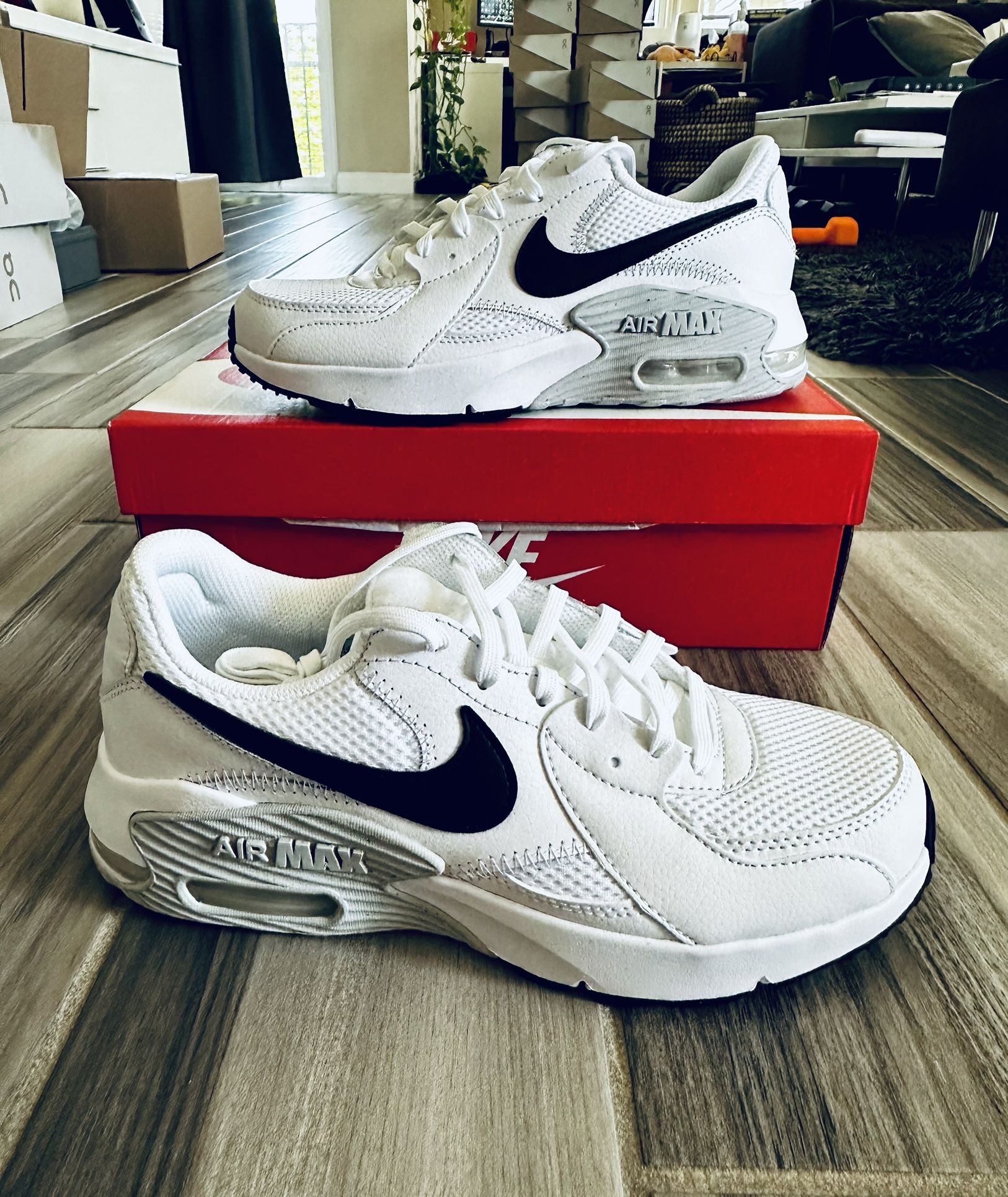 Women's Nike Air Max Excee Running Shoes - White Pure Platinum Black - size 8