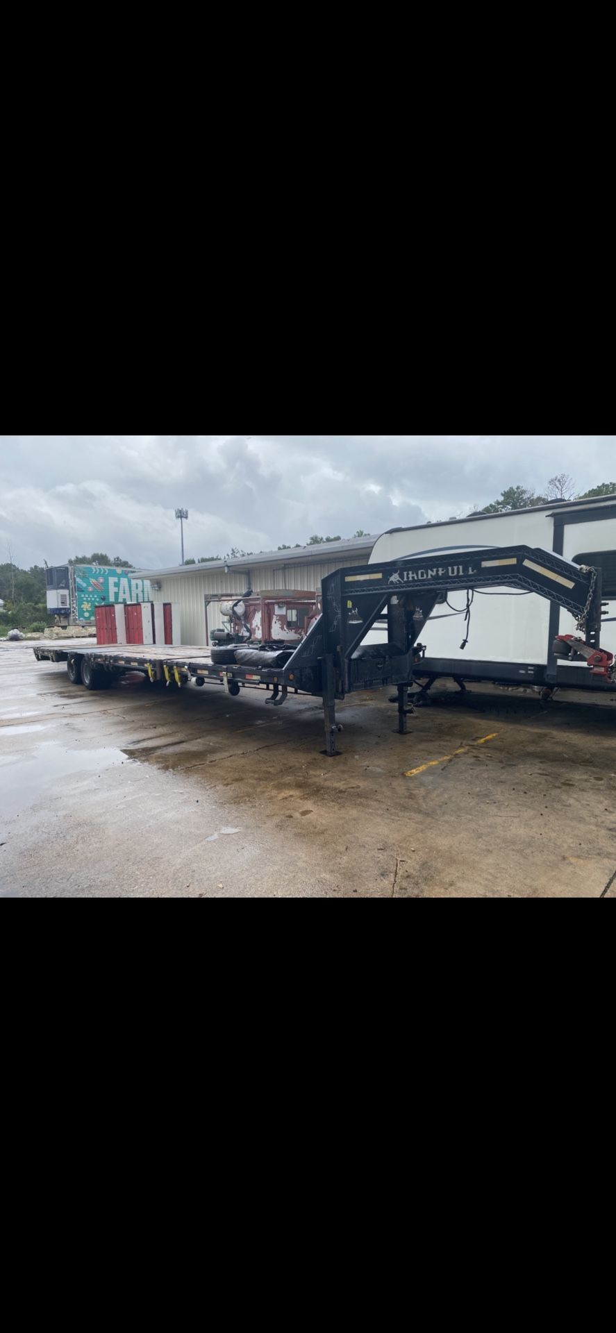 2019 40’ Ironbull Gooseneck Dual Tandem Trailer 