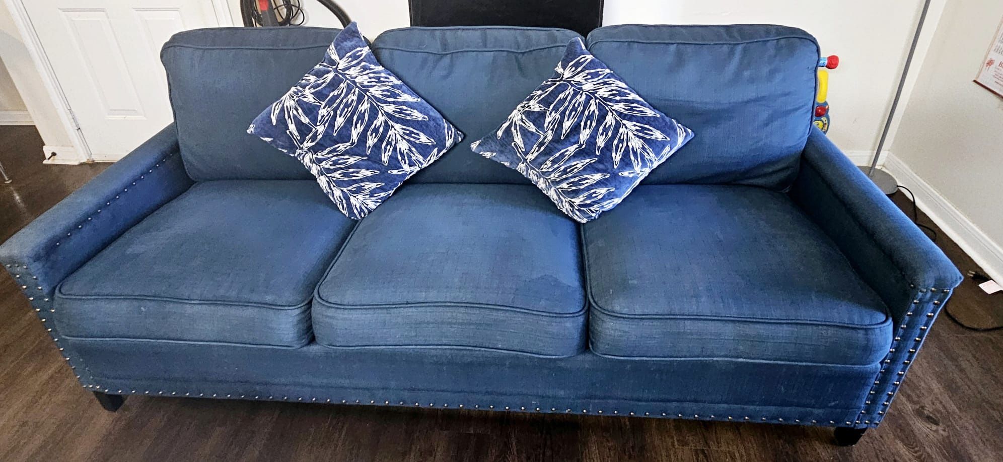 Sofa In Excellent Condition