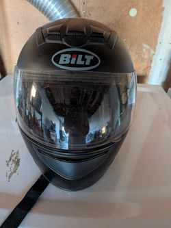 Bilt motorcycle helmet | size medium| Free