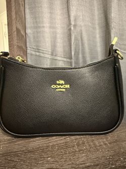 COACH BLACK SHOULDER BAG