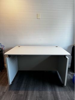 Work Desk