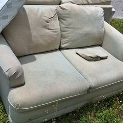 Free Furniture