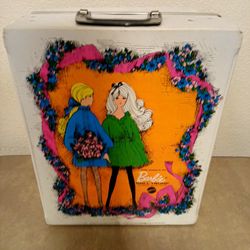 Vintage 1968 World Of Barbie Doll Trunck