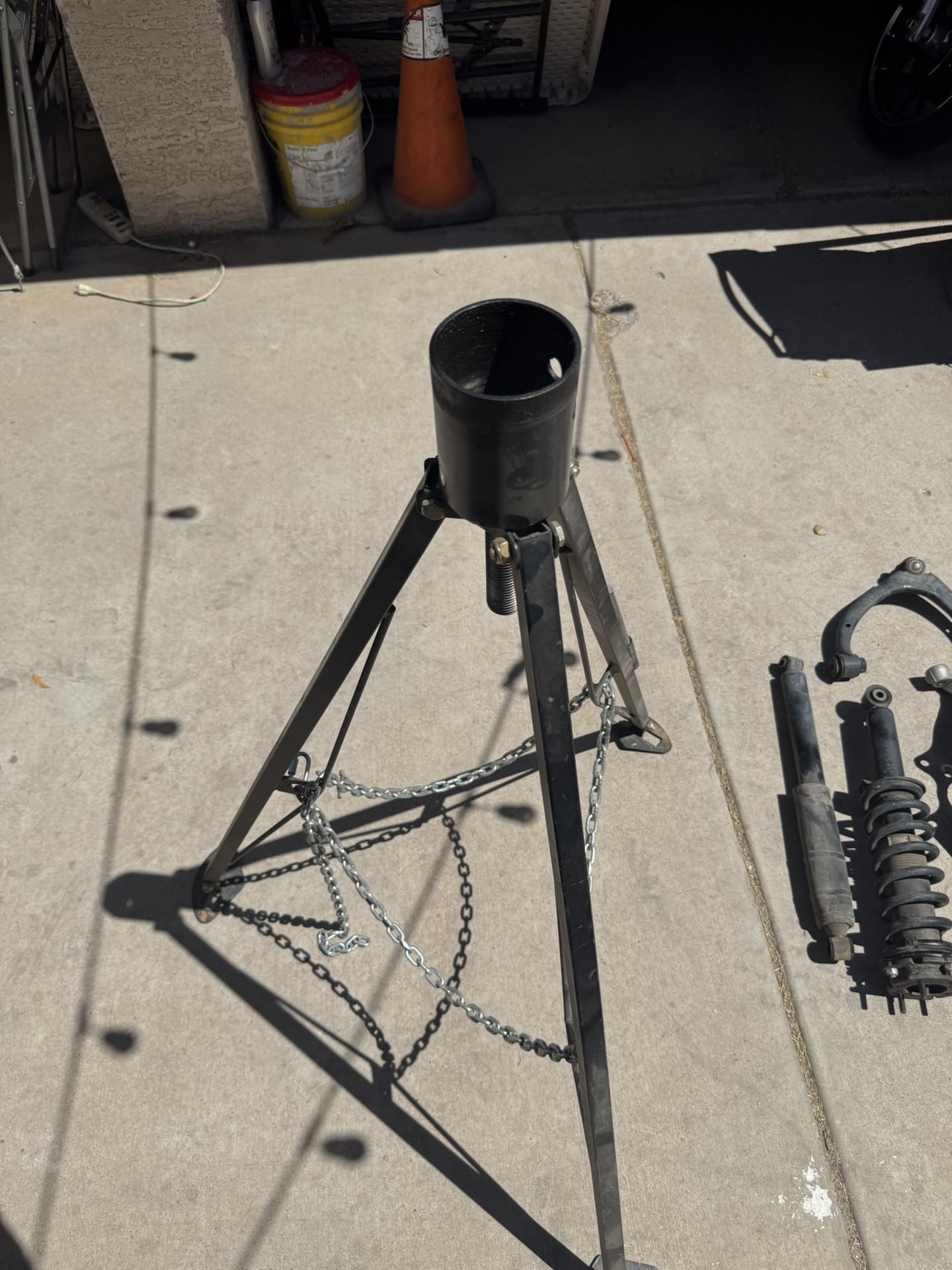 5th Wheel Stabilizer