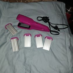 LIKE NEW!!  CONAIR!  PINK  3-in-1 STYLER!!