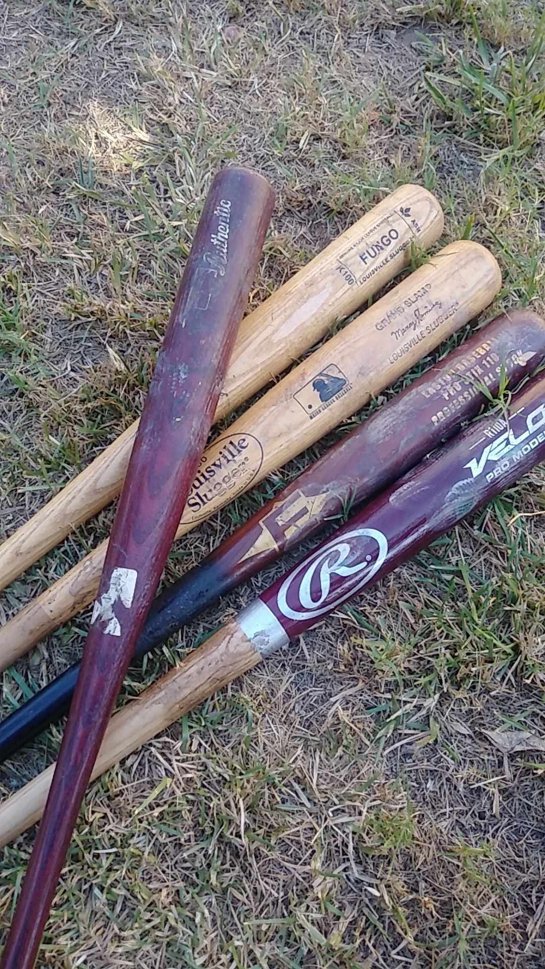 4 Wooden bats Game Used craft lot