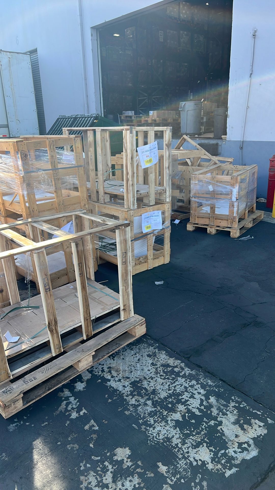 Wood & Crates