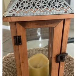 CANDLE HOLDER